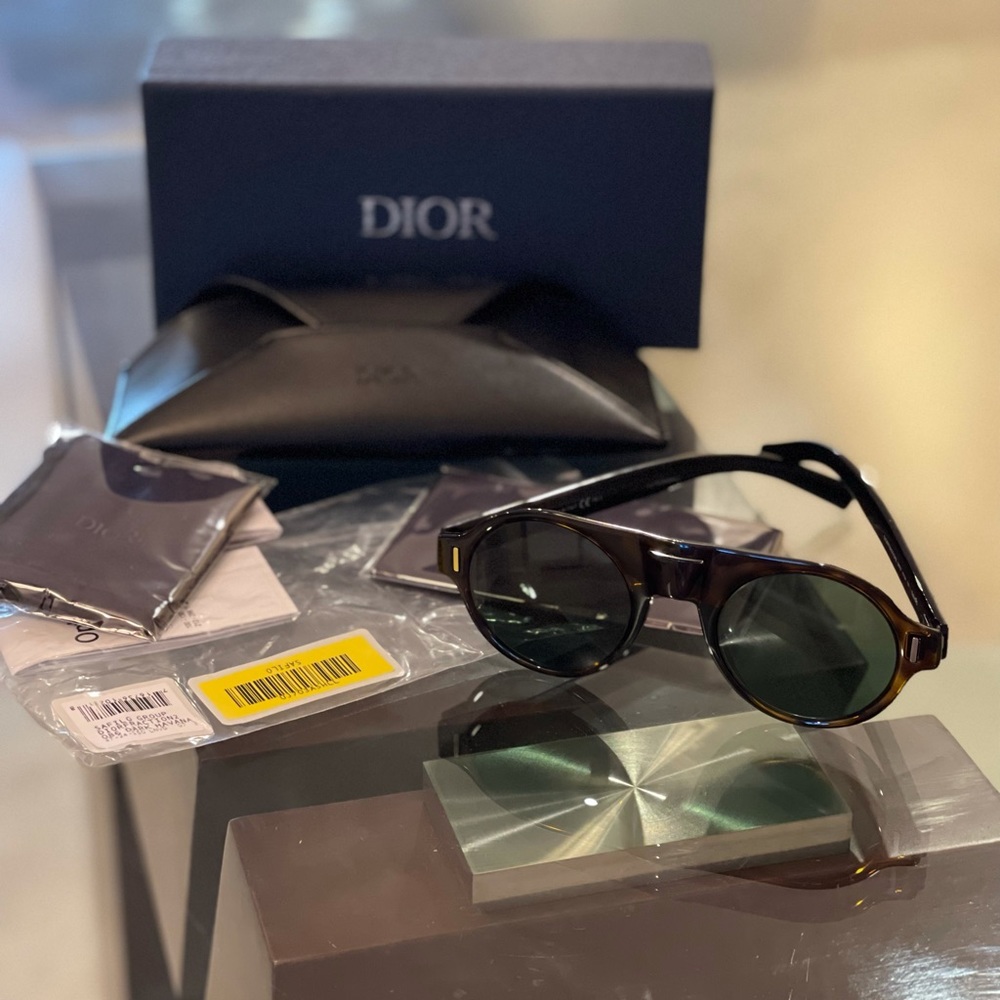Dior sunglasses - Picture 8 of 12